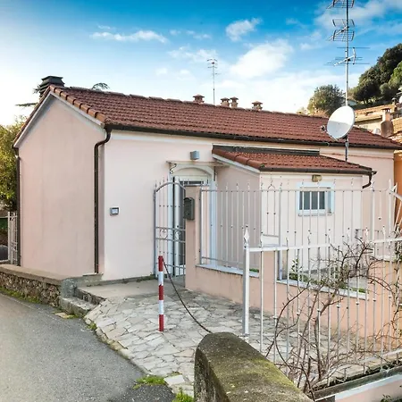 Garden Holiday - Parking And Wifi Lerici