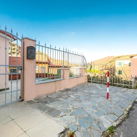 Garden Holiday - Parking And Wifi Lerici